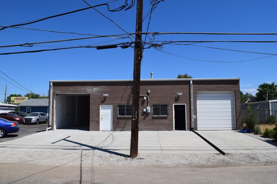More Photos Of 2111 S Jason St, Denver Service For Lease