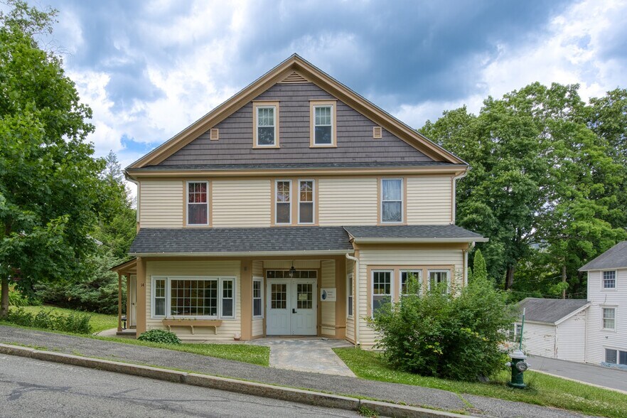 More Photos Of 14 Pine St, Stockbridge Schools For Sale