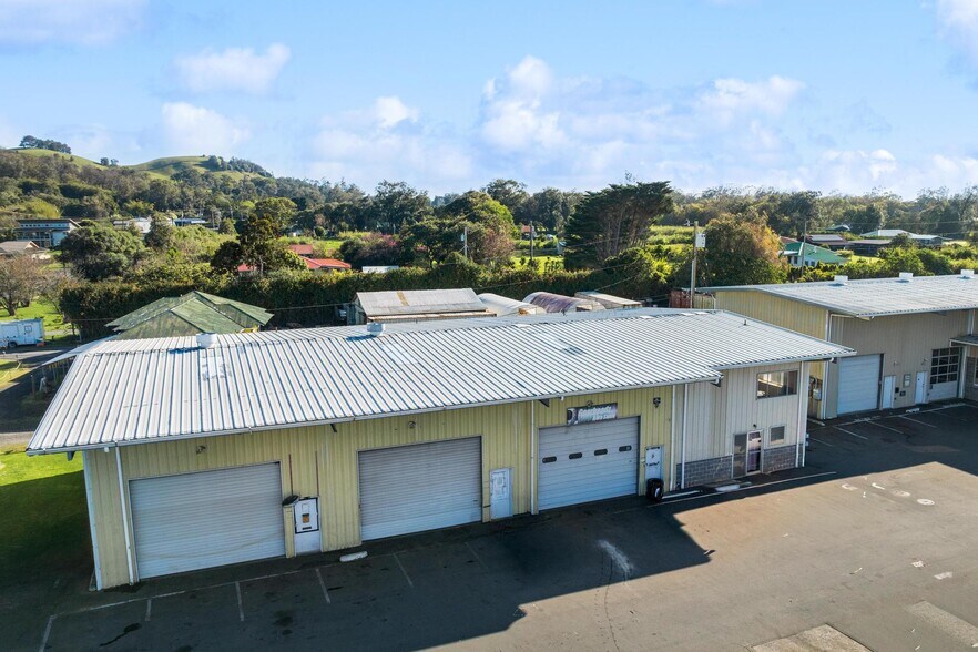 More Photos Of 64-1015 Mamalahoa Hwy, Kamuela Warehouse For Sale