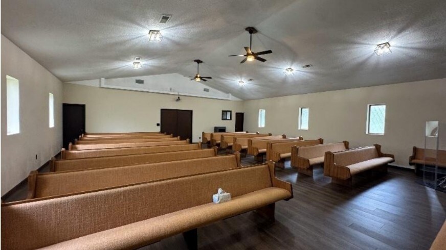 More Photos Of 445 Schmitt Rd, Rossville Religious Facility For Sale