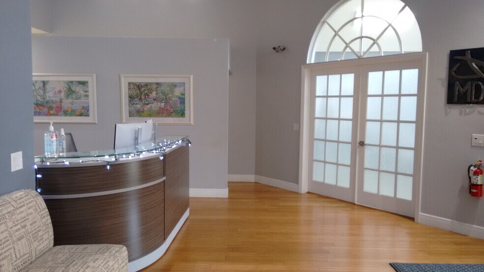 More Photos Of 506 SW 47th Ter, Cape Coral Medical For Sale