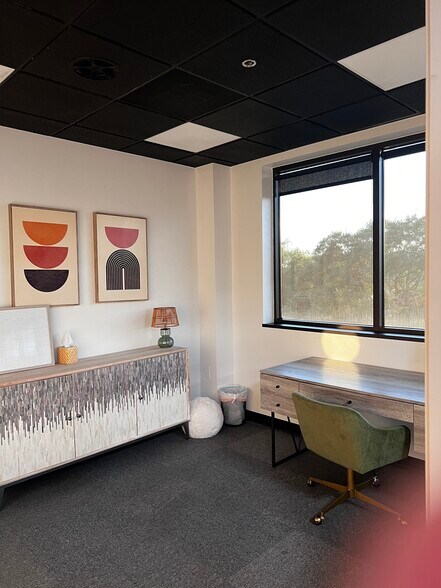 More Photos Of 5308 W Plano Pky, Plano Office For Sale