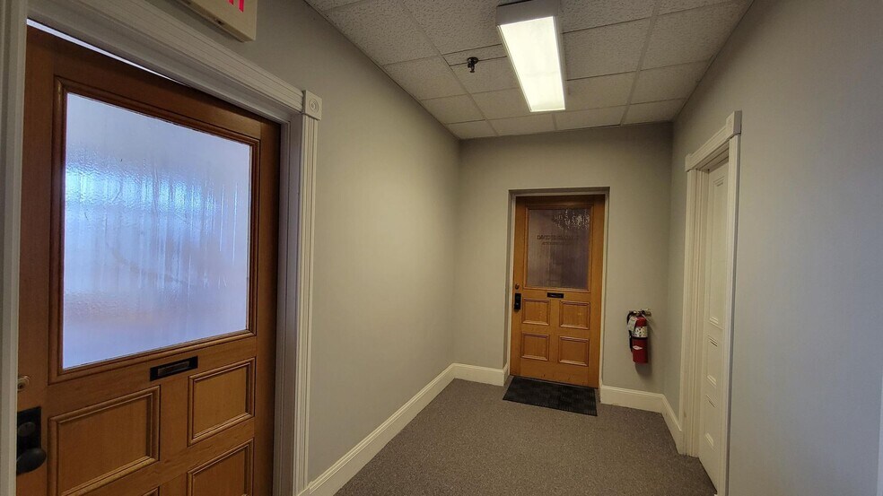 More Photos Of 74 Hammond St, Bangor Medical For Sale