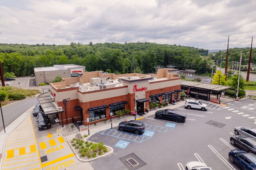 More Photos Of 115 Plaza 611 Ln, Stroudsburg General Retail For Sale