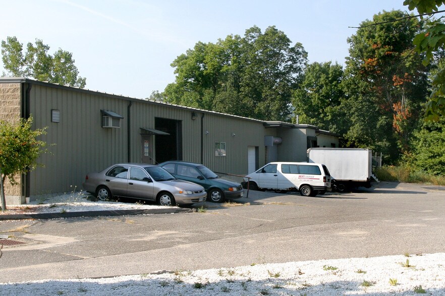 More Photos Of 200 St Onge Rd, Winsted Warehouse For Sale