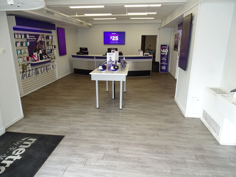More Photos Of 417 E Sunbury St, Shamokin Storefront Retail Office For Sale