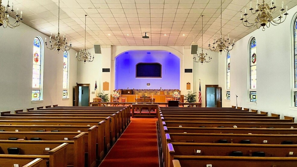 More Photos Of 4700 Old Walkertown Rd, Winston-Salem Religious Facility For Sale