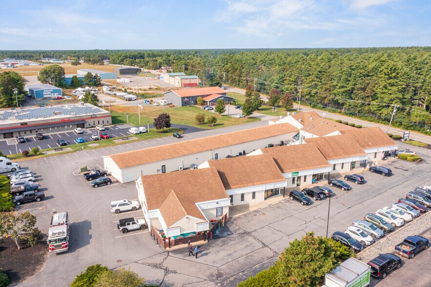 More Photos Of 202 S Meadow Rd, Plymouth Freestanding For Sale