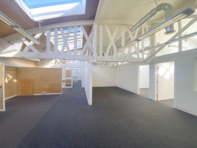 More Photos Of 1278-1282 Folsom St, San Francisco Warehouse For Lease