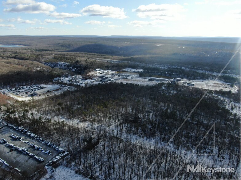 More Photos Of 178 Industrial Rd, Frackville Flex For Sale