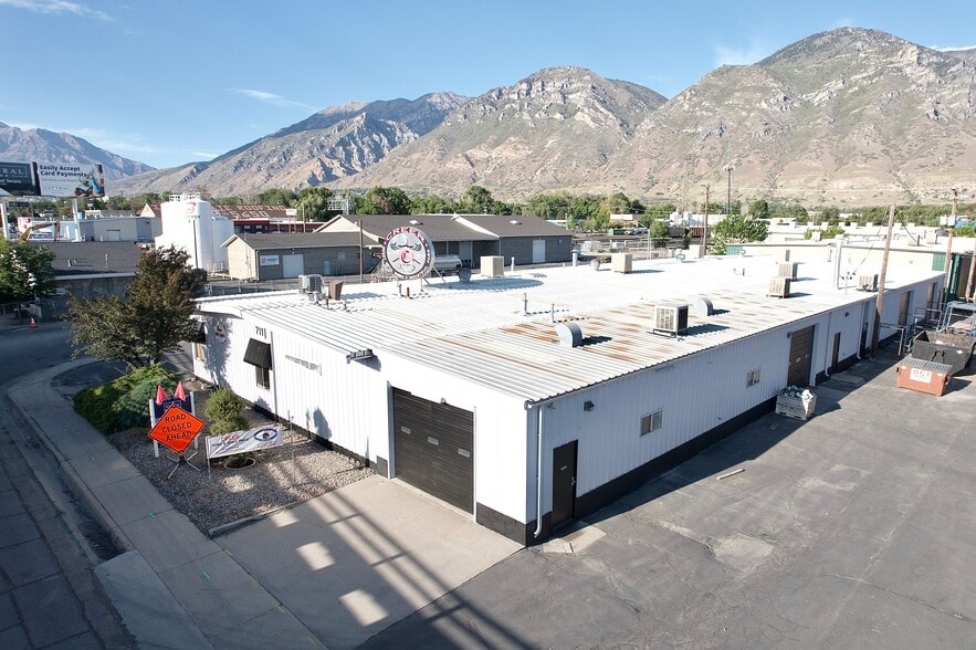 More Photos Of 709-711 S University Ave, Provo Service For Lease