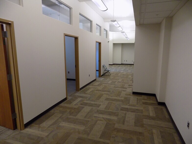 More Photos Of 1324 Chapline St, Wheeling Office For Lease