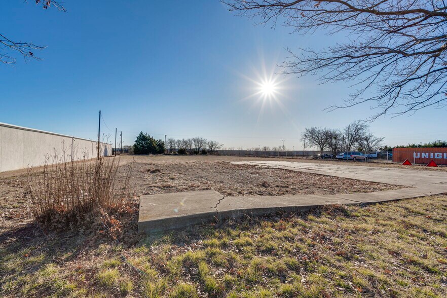More Photos Of 1604 N Highway 67, Midlothian Land For Sale