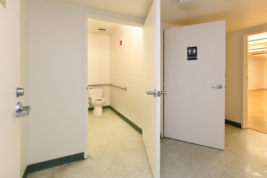 More Photos Of 2320 Channing Way, Berkeley Office For Sale