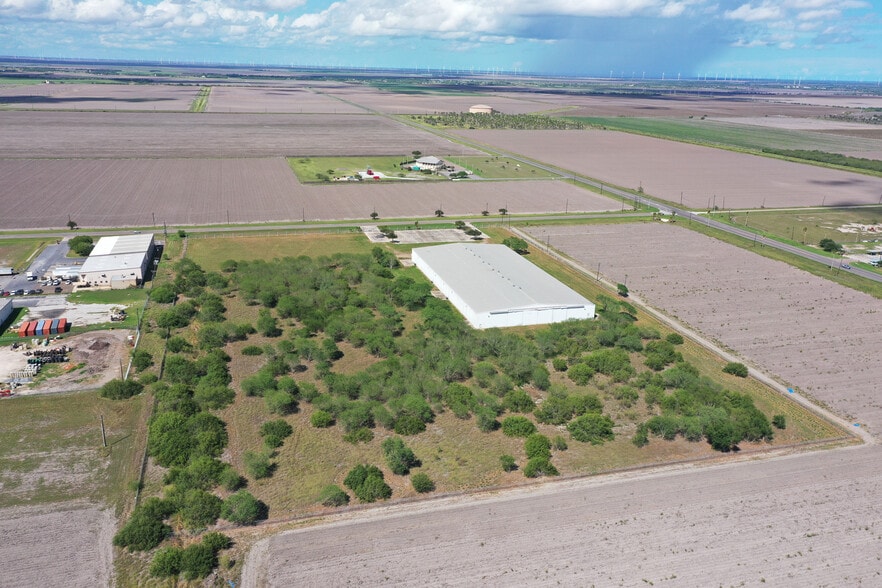 More Photos Of 5806 E Grimes Ave, Harlingen Manufacturing For Lease