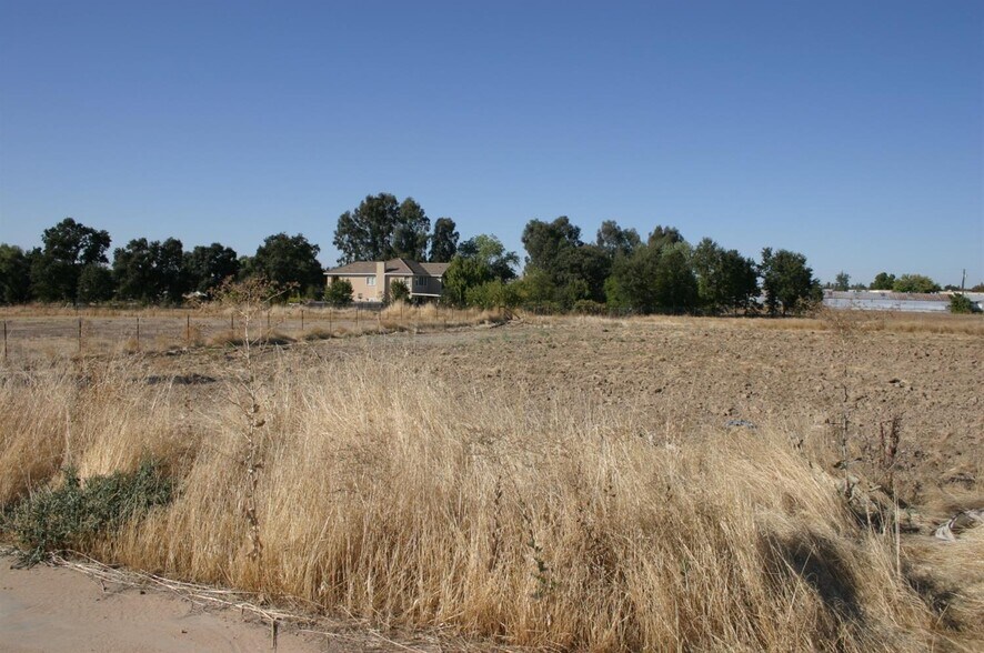 More Photos Of 7235 Watt Ave, North Highlands Land For Sale