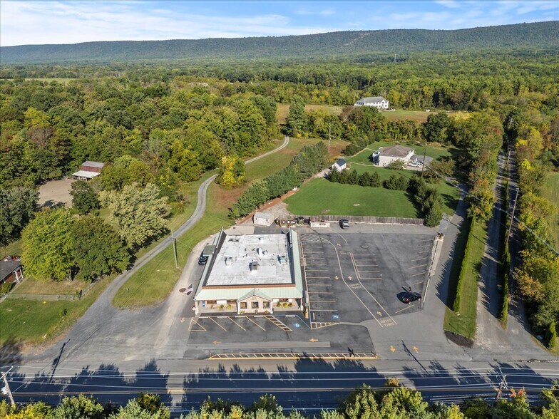 More Photos Of 232 W Moorestown Rd, Wind Gap Restaurant For Sale