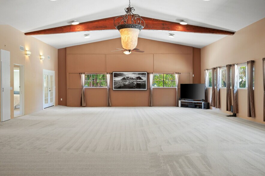 More Photos Of 5905 Old Wheeler Rd, La Verne Assisted Living For Sale