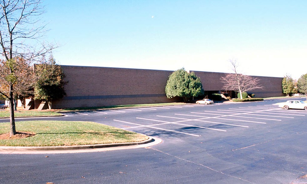 More Photos Of 3000 Pacific Dr, Norcross Warehouse For Lease