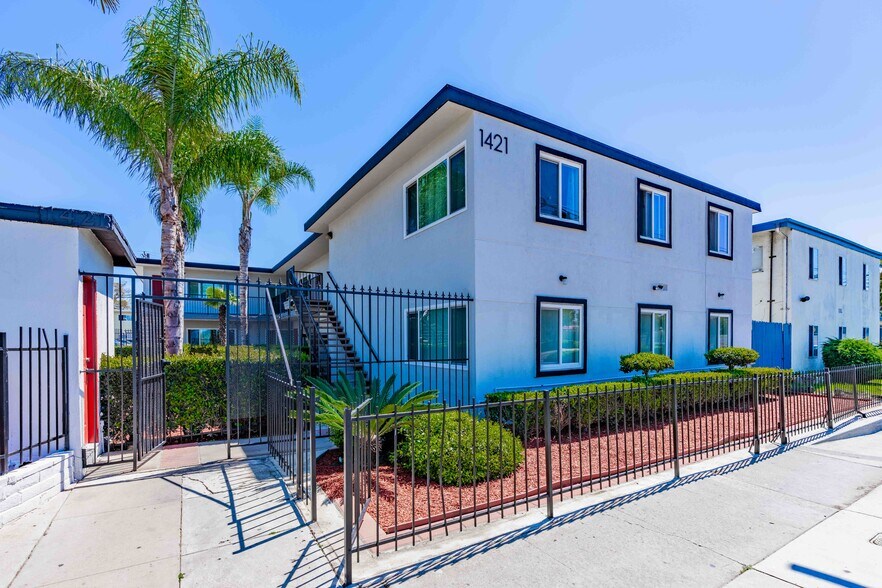 More Photos Of 1413-1421 S Standard Ave, Santa Ana Apartments For Sale