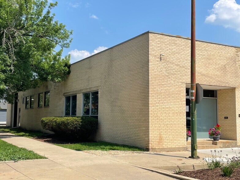 More Photos Of 4155 N Rockwell St, Chicago Warehouse For Lease