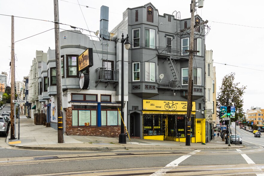 More Photos Of 800 Greenwich St, San Francisco Storefront Retail Residential For Lease