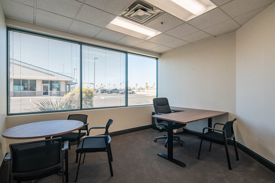 More Photos Of 12515 W Bell Rd, Surprise Office For Lease
