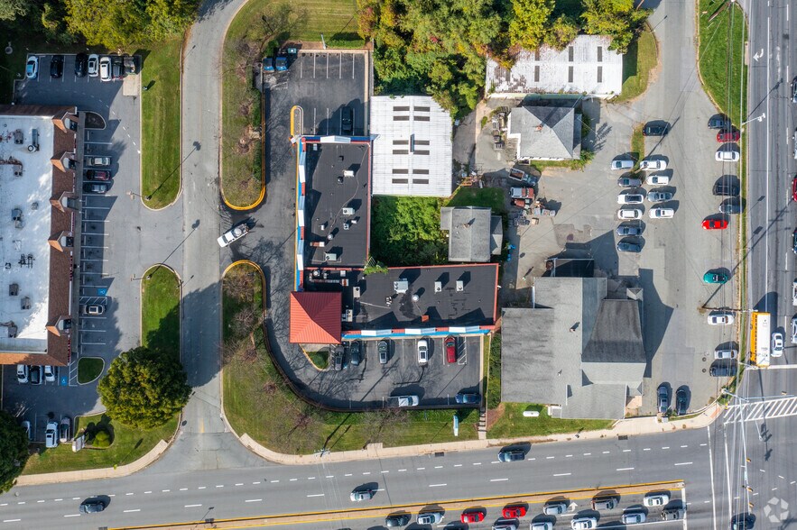 More Photos Of 4007 Norbeck Rd, Rockville Storefront Retail Office For Lease