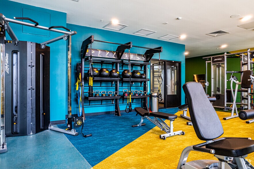 More Photos Of 1401 W 23rd St, Lawrence Apartments For Lease