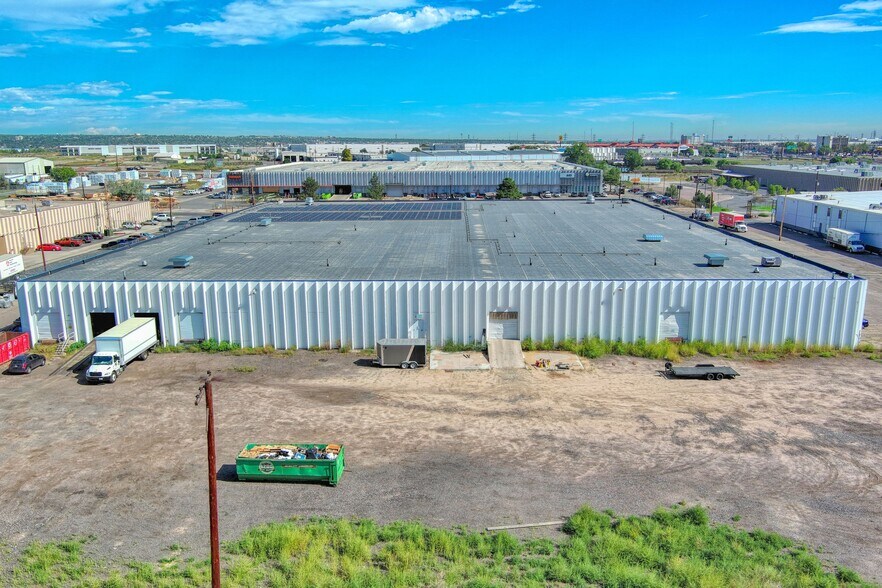 More Photos Of 500 W 53rd Pl, Denver Warehouse For Sale
