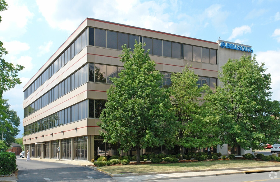 Primary Photo Of 308 Clinton Ave, Huntsville Office For Lease