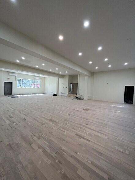 More Photos Of 2261-2269 Bragg St, Brooklyn Schools For Sale