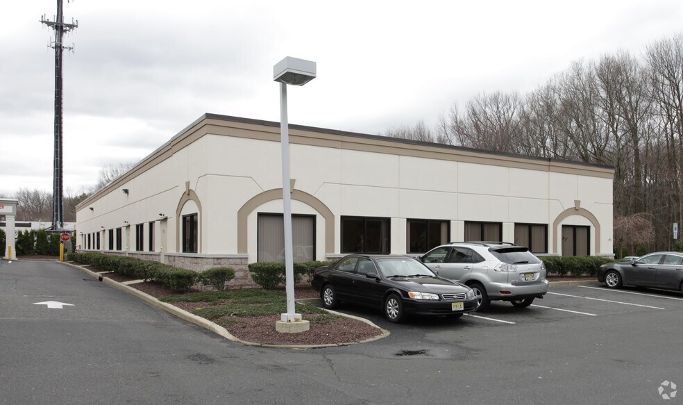 More Photos Of 4000 Us Highway 9 S, Old Bridge Office For Lease