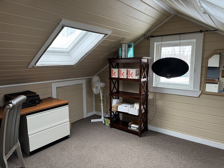 More Photos Of 622 Boston Rd, Billerica Freestanding For Lease