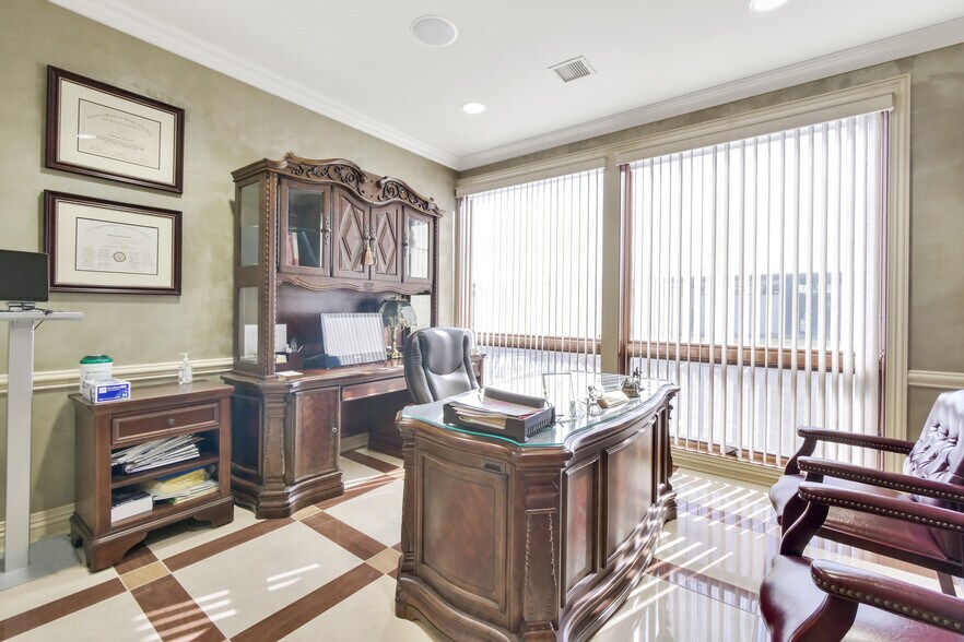 More Photos Of 883 Poole Ave, Hazlet Medical For Lease