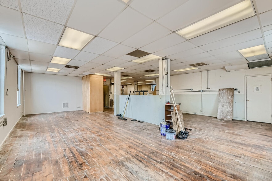 More Photos Of 2950-2958 Leavitt st, Chicago Warehouse For Sale