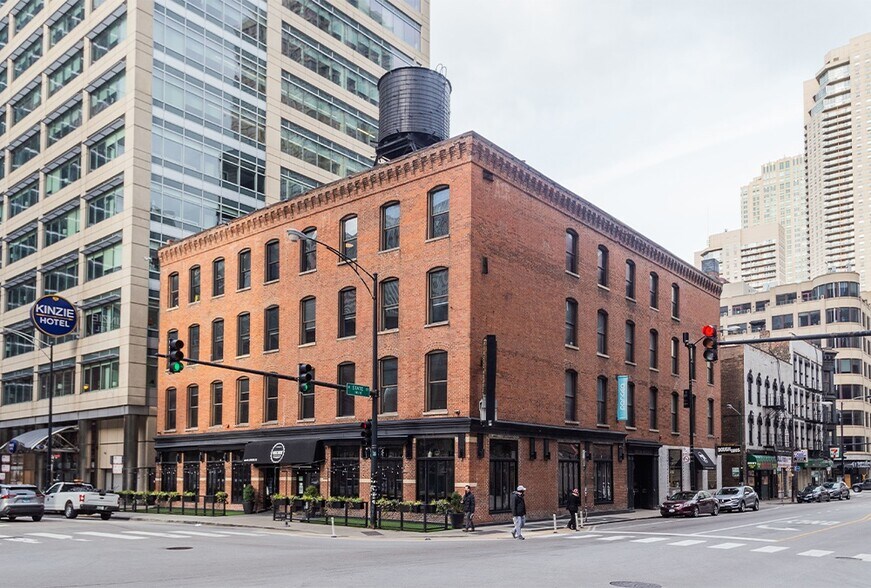 Primary Photo Of 400 N State St, Chicago Office For Lease
