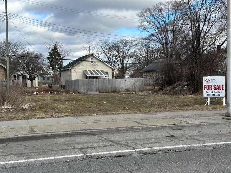 More Photos Of 15738 Livernois Ave, Detroit Land For Sale