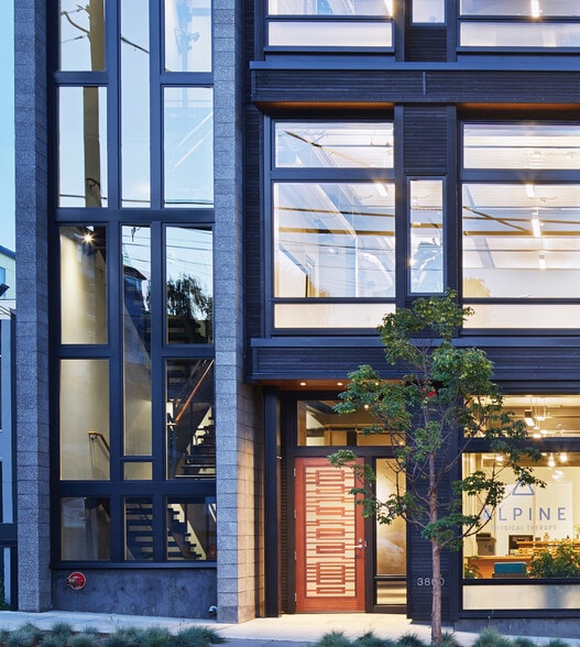More Photos Of 3800 Woodland Park Ave N, Seattle Office Residential For Lease