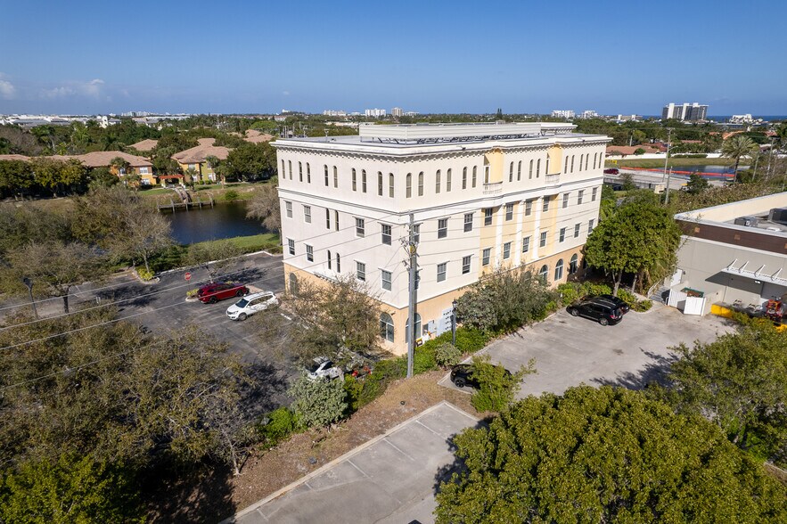 More Photos Of 7999 N Federal Hwy, Boca Raton Loft Creative Space For Sale