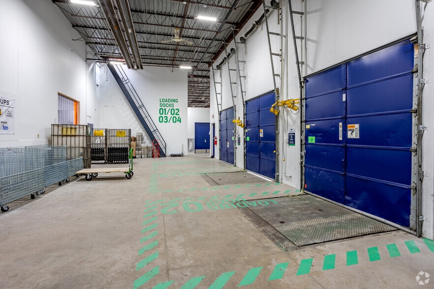 More Photos Of 7500-7540 Golden Triangle Dr, Eden Prairie Warehouse For Lease