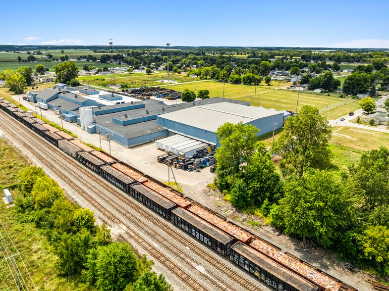 More Photos Of 1150 State St, Fostoria Warehouse For Sale