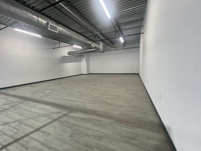 More Photos Of 2601 TX-121, Lewisville Light Distribution For Sale