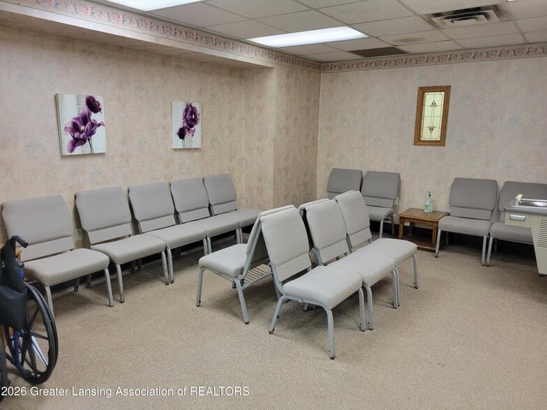 More Photos Of 108 W Higham St, Saint Johns Medical For Sale