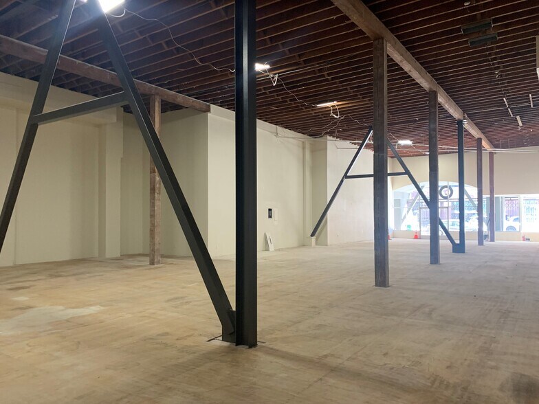 More Photos Of 417 E Main St, Stockton Storefront Retail Office For Lease
