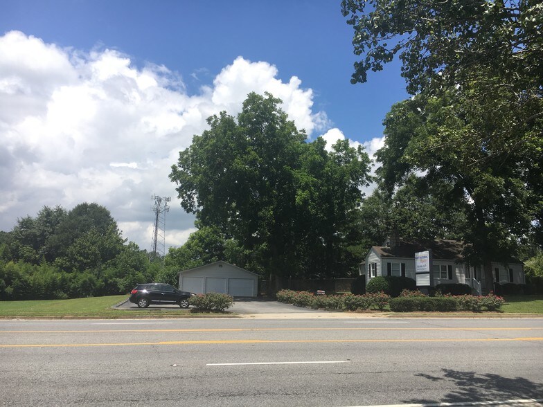 More Photos Of 3782 Lawrenceville Hwy, Tucker Medical For Sale