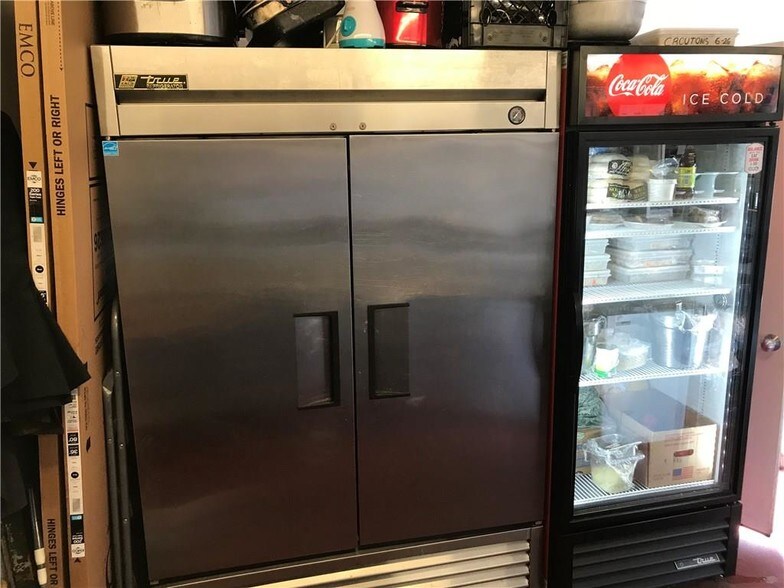 More Photos Of 380 Taunton Ave, East Providence Restaurant For Sale