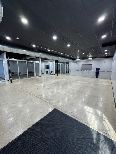 More Photos Of 1921 Pembroke Rd, Hollywood Warehouse For Lease