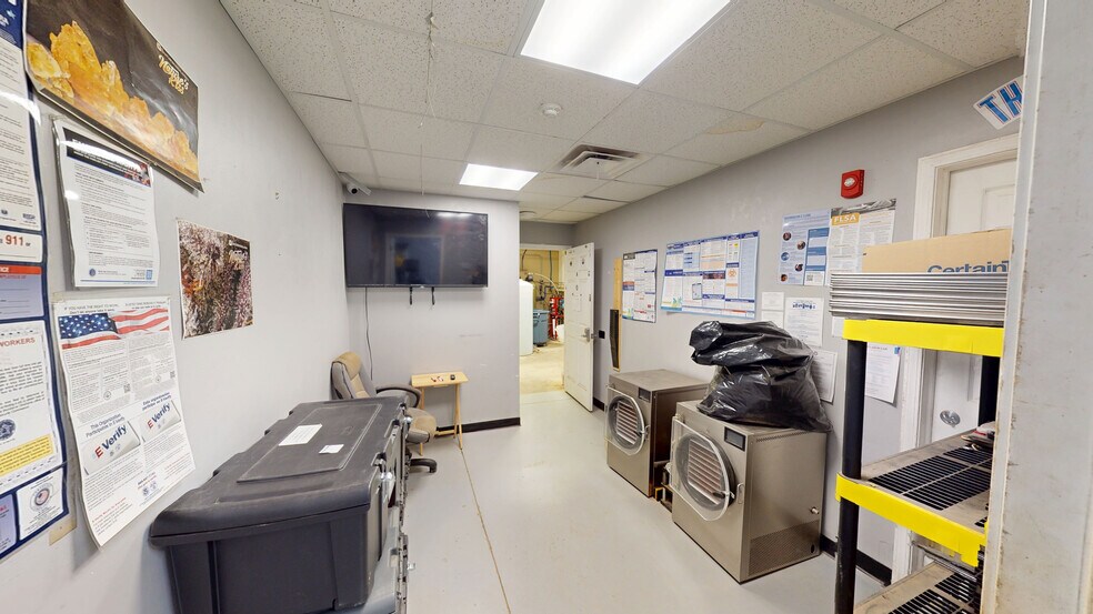 More Photos Of 12770 County Road 3580, Ada Sports And Entertainment For Sale