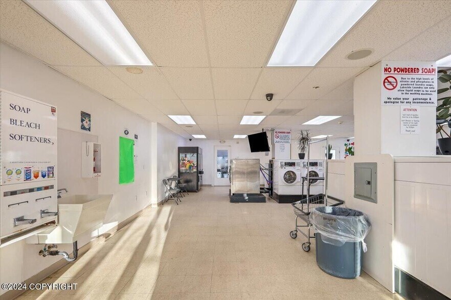 More Photos Of 3462 Big Lake Rd, Big Lake General Retail For Sale